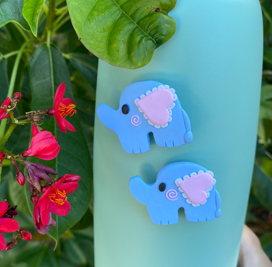 Dainty Elephant Magnet