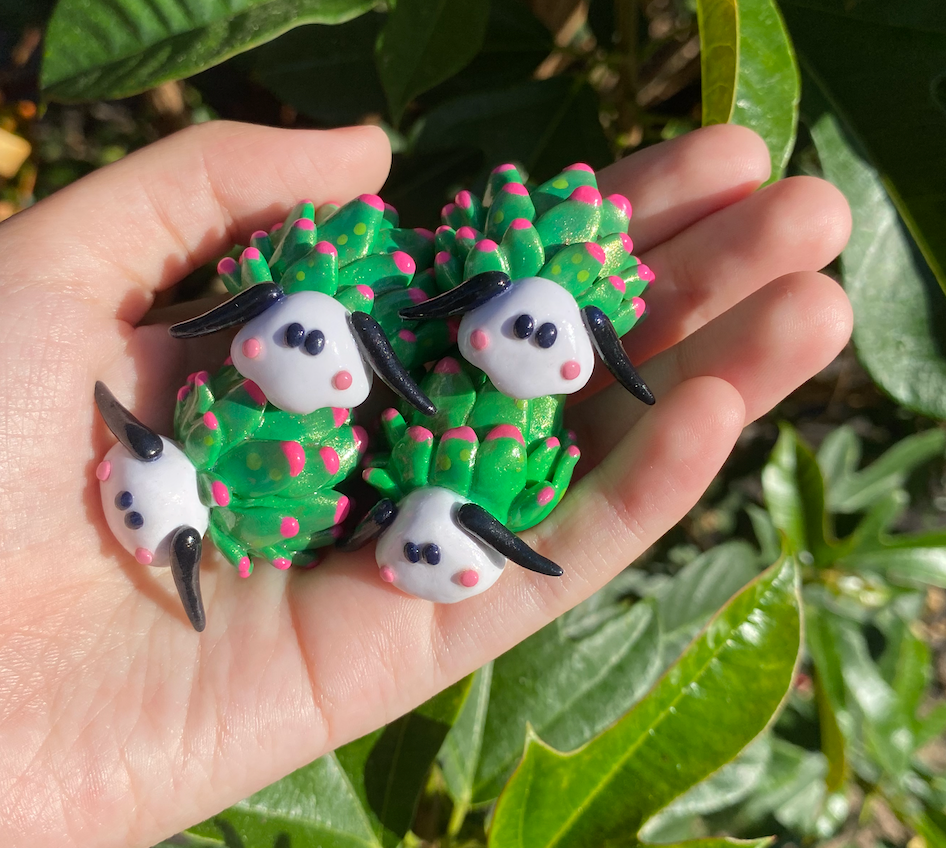 Leaf Sheep Desk Fren